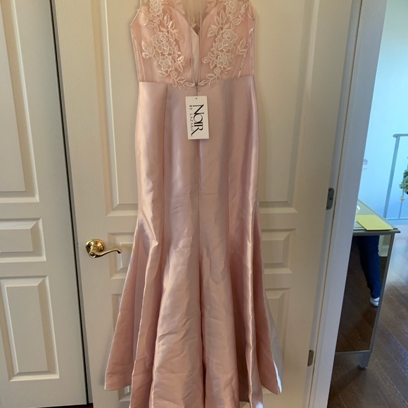 NWT - Lazaro Noir Prom Gown - Picture 3 of 6